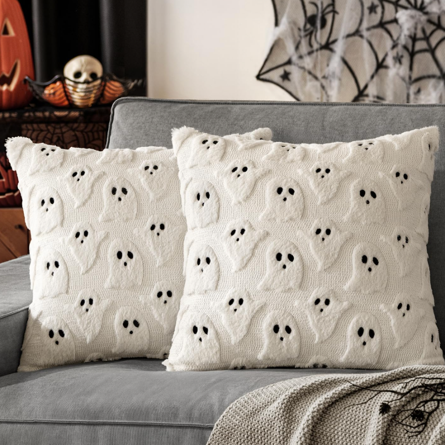 Spooky pillows